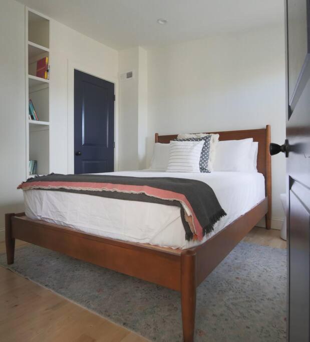 Large 2 Bdr With Deck Hosted By Stayrafa Philadelphia Luaran gambar