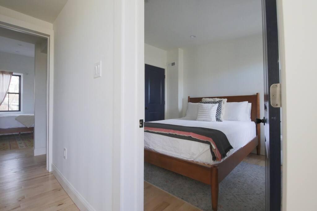 Large 2 Bdr With Deck Hosted By Stayrafa Philadelphia Luaran gambar